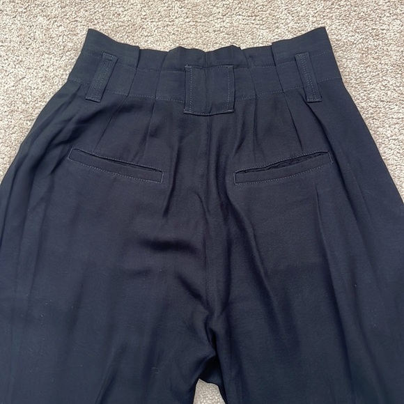 A.L.C. High Waisted Paperbag Wide Leg Cropped Classic Black Pants Size 2 - Picture 4 of 8